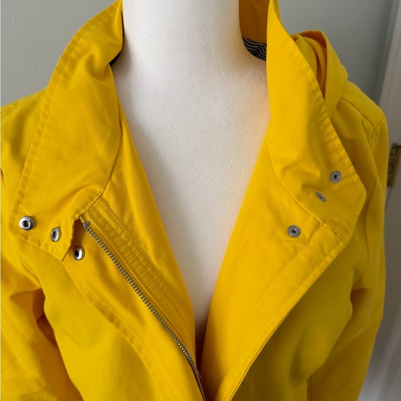 GAP Bright Yellow Hooded Raincoat - Picture 6 of 9